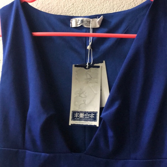 Dressed - Picture 3 of 3